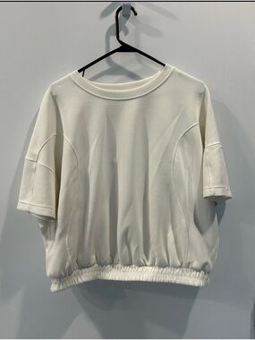 Lululemon Softstreme Gathered Relaxed T-Shirt in Ivory White Size 16 EUC